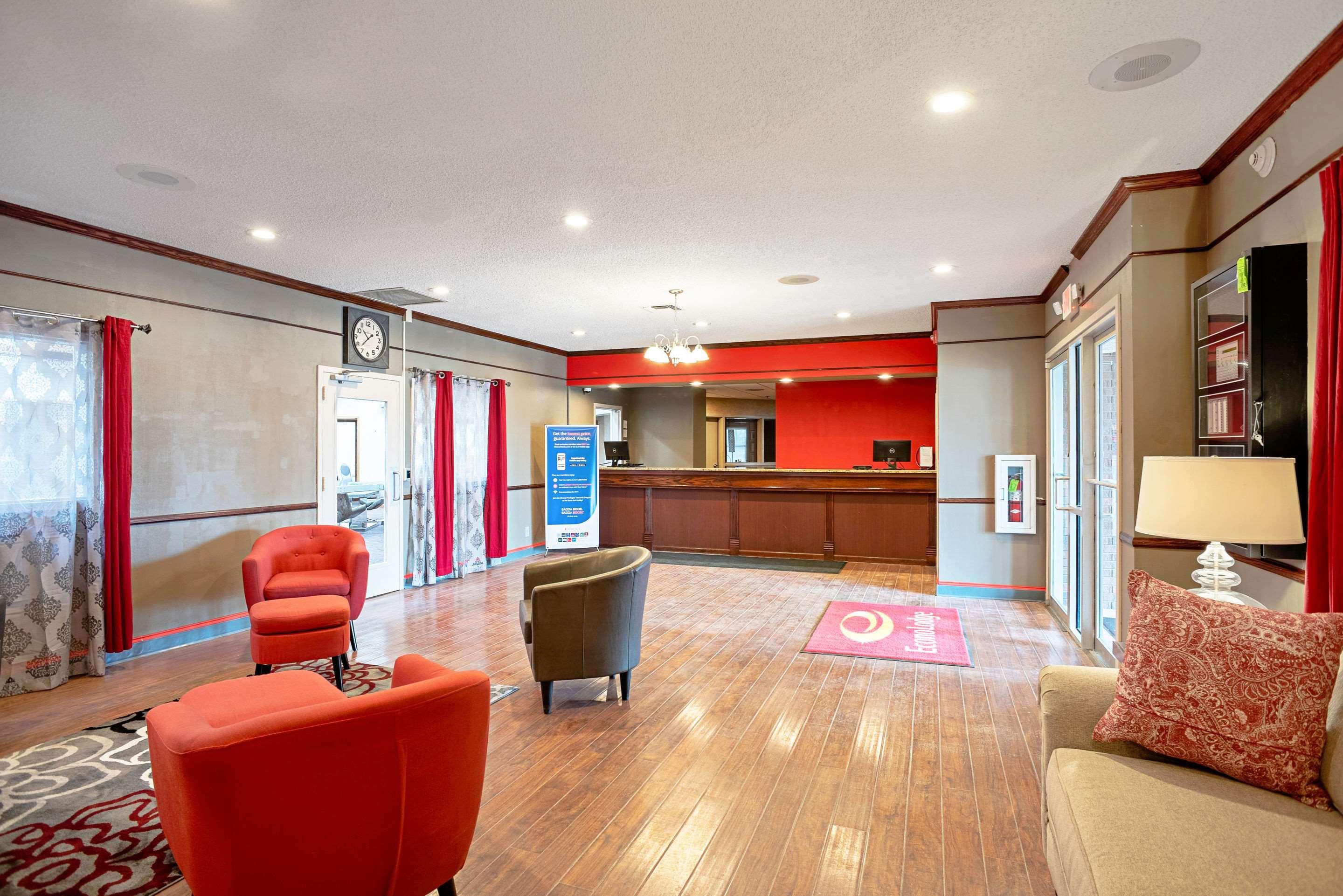 Quality Inn Frontier At Us Hwy 30 Clinton Esterno foto