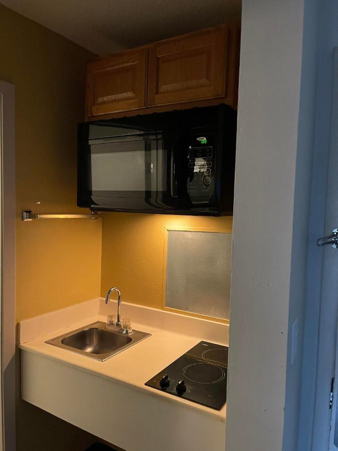 Quality Inn Frontier At Us Hwy 30 Clinton Esterno foto