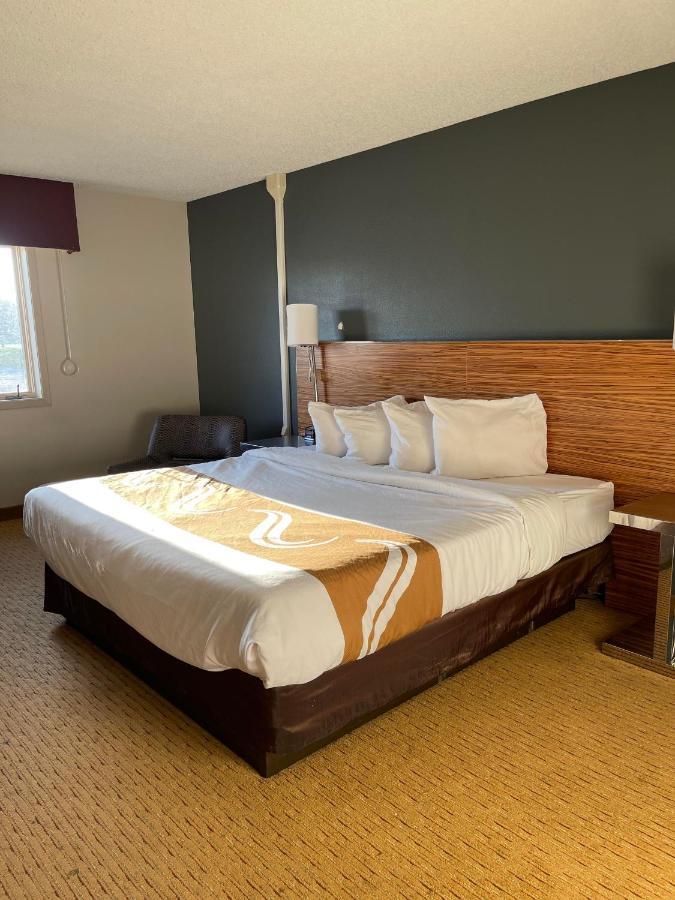 Quality Inn Frontier At Us Hwy 30 Clinton Esterno foto