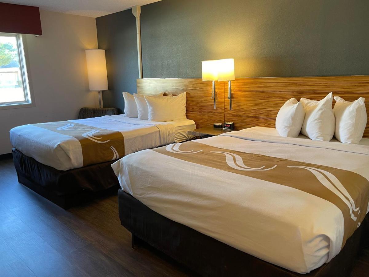 Quality Inn Frontier At Us Hwy 30 Clinton Esterno foto